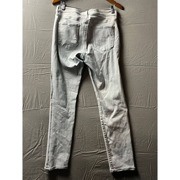 Gap Jeans Womens Size 31 Light Gray Denim Straight Leg Flat Front Slim Fit - Picture 3 of 5